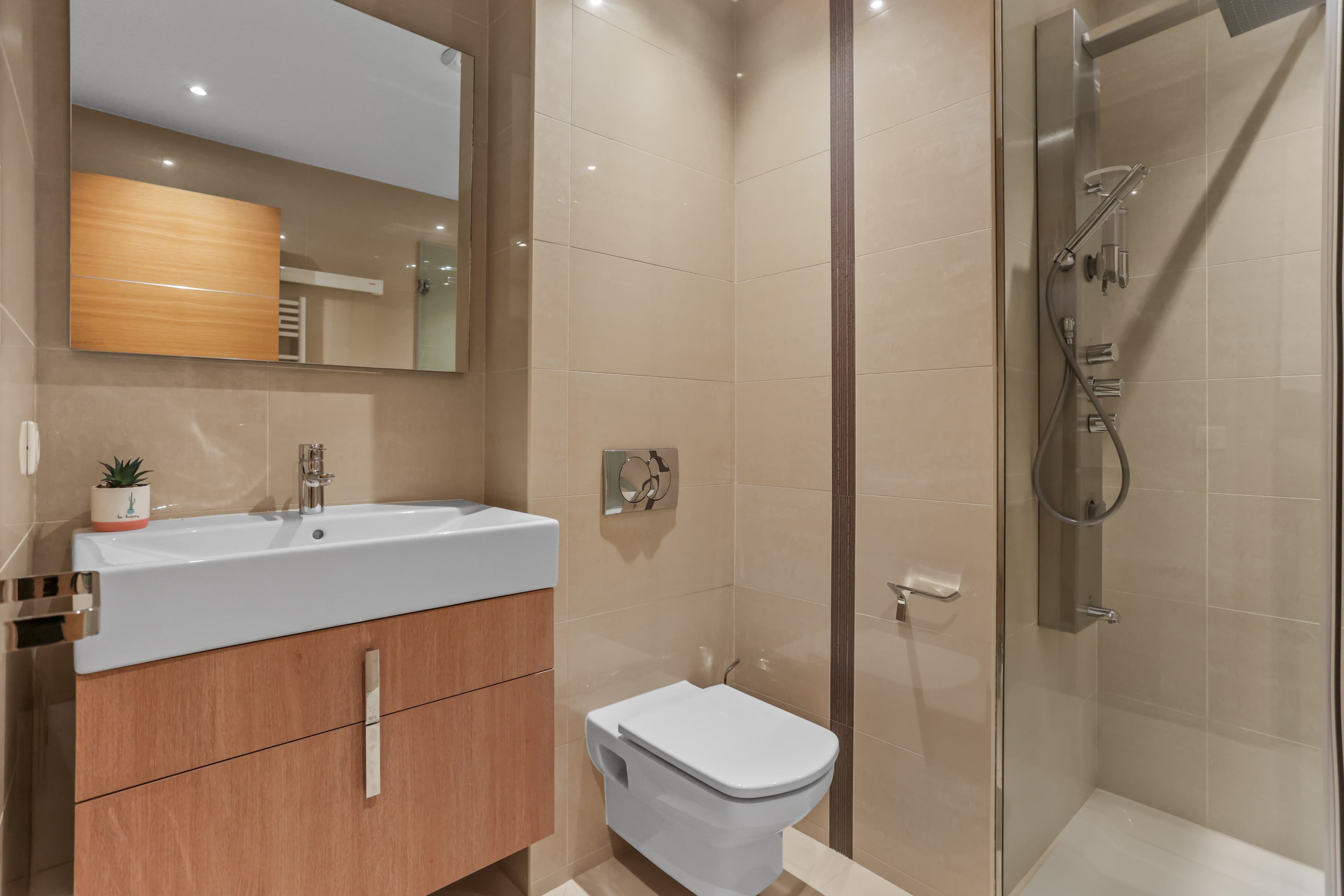 Modern Apartment — photo 6