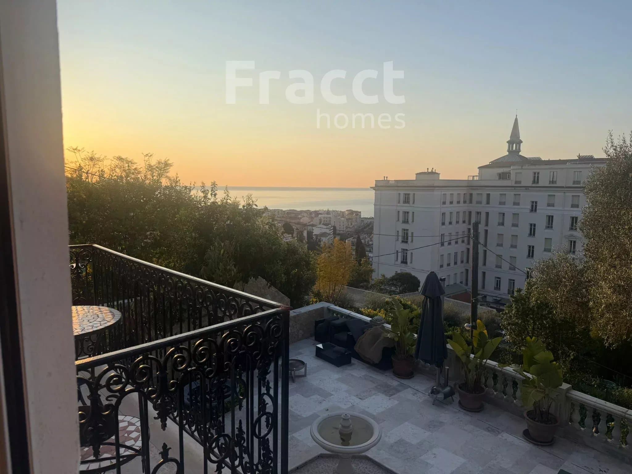 Charming Villa with Sea Views in Menton — photo 1