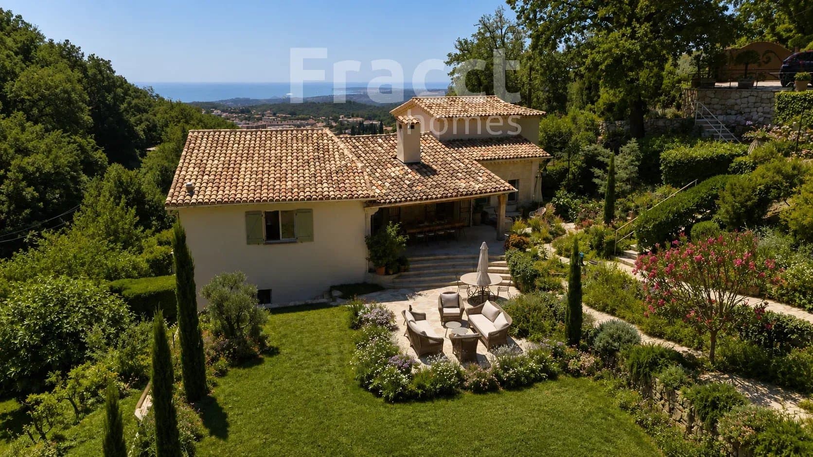 Renovated Provençal Villa — photo 36