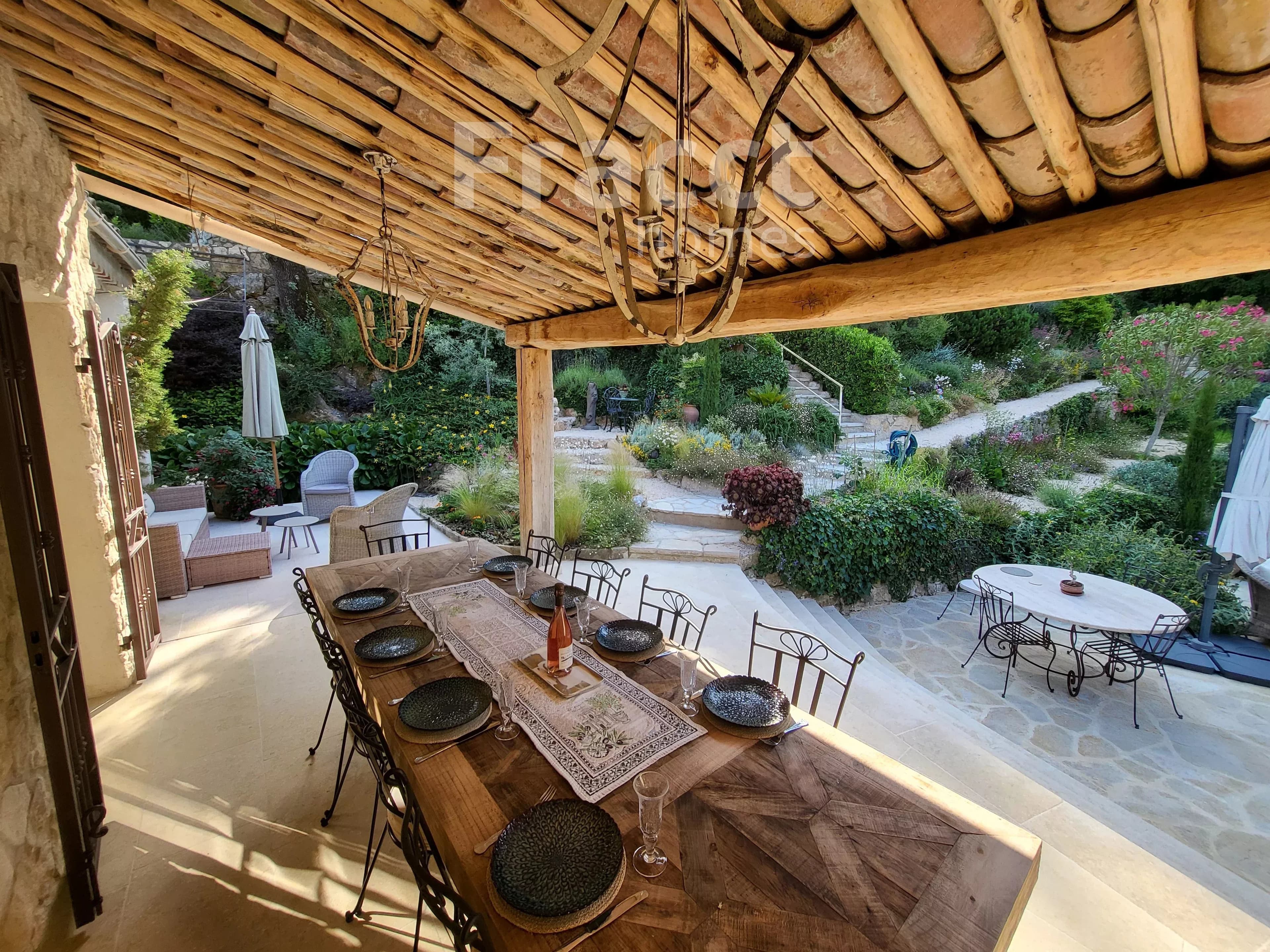 Renovated Provençal Villa — photo 8