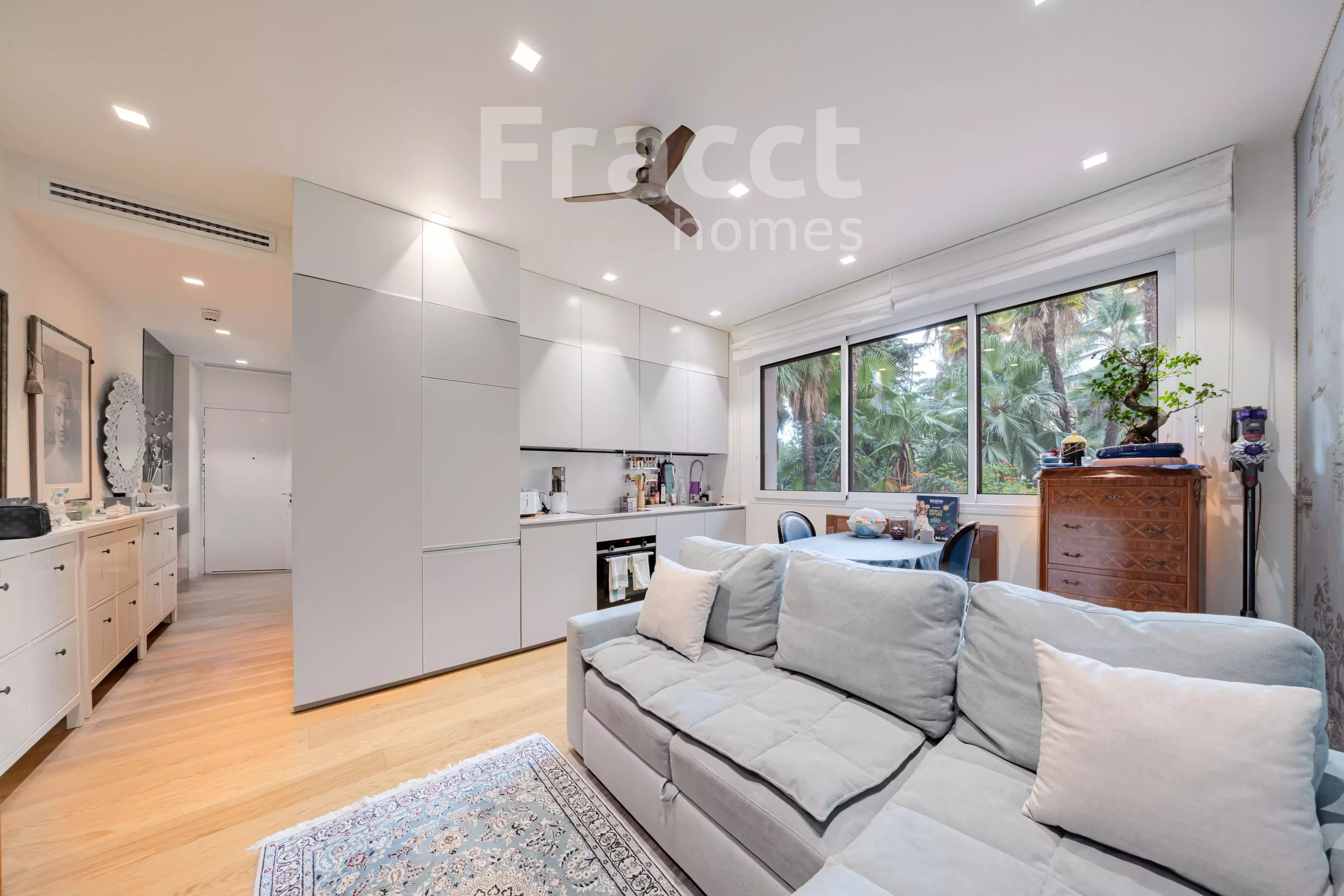 Garden-Level Apartment — photo 3