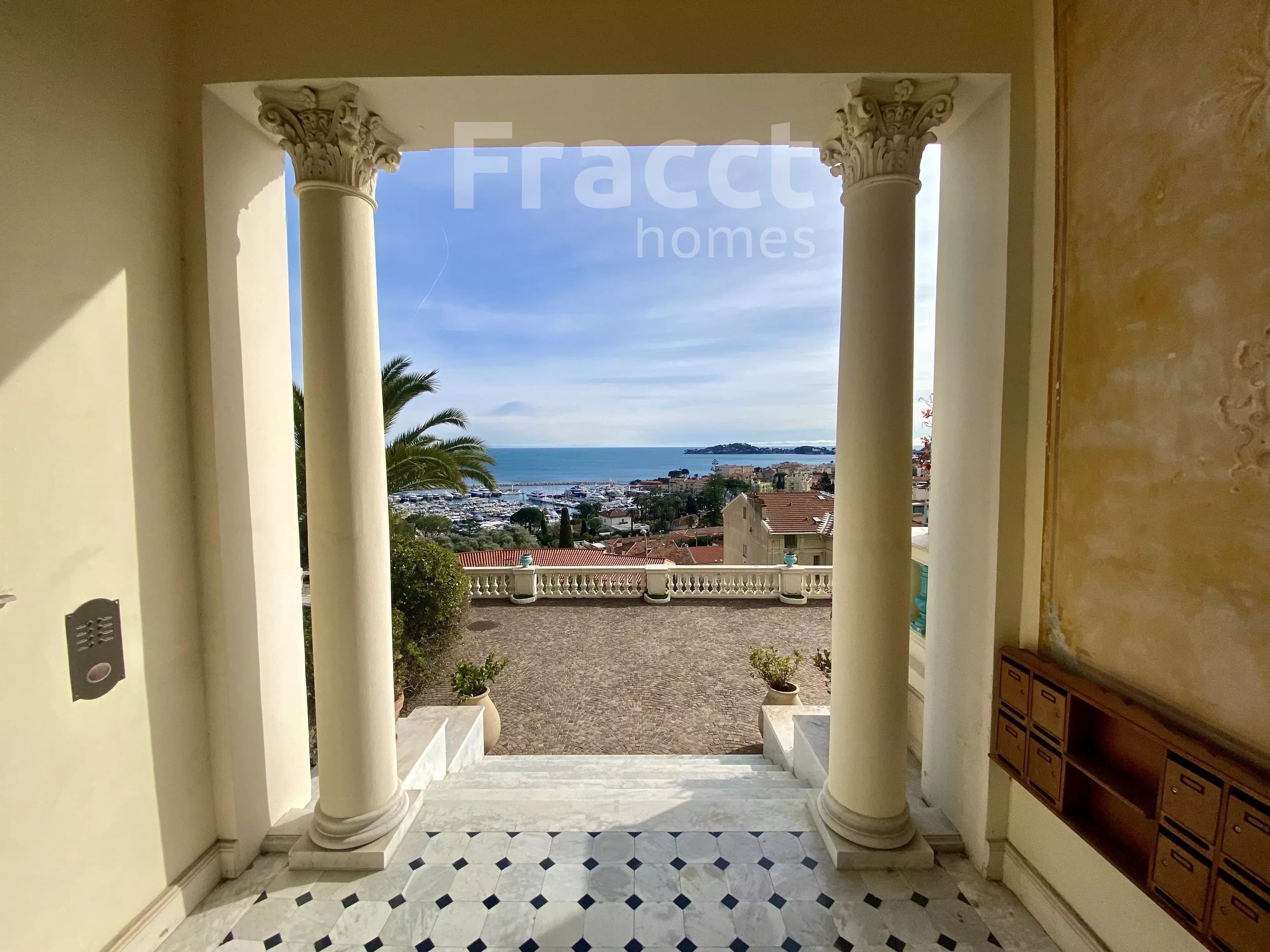 Prestigious Penthouse — photo 13