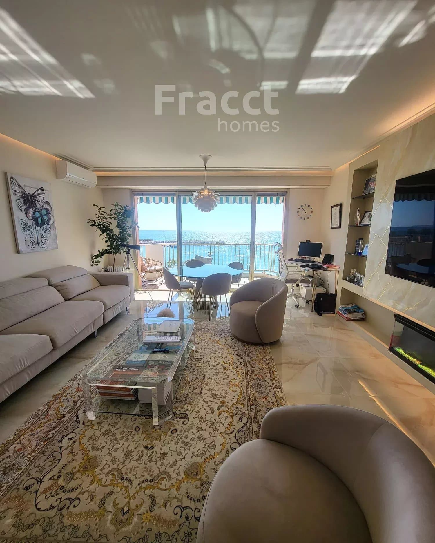 Seafront Elegant Apartment — photo 6