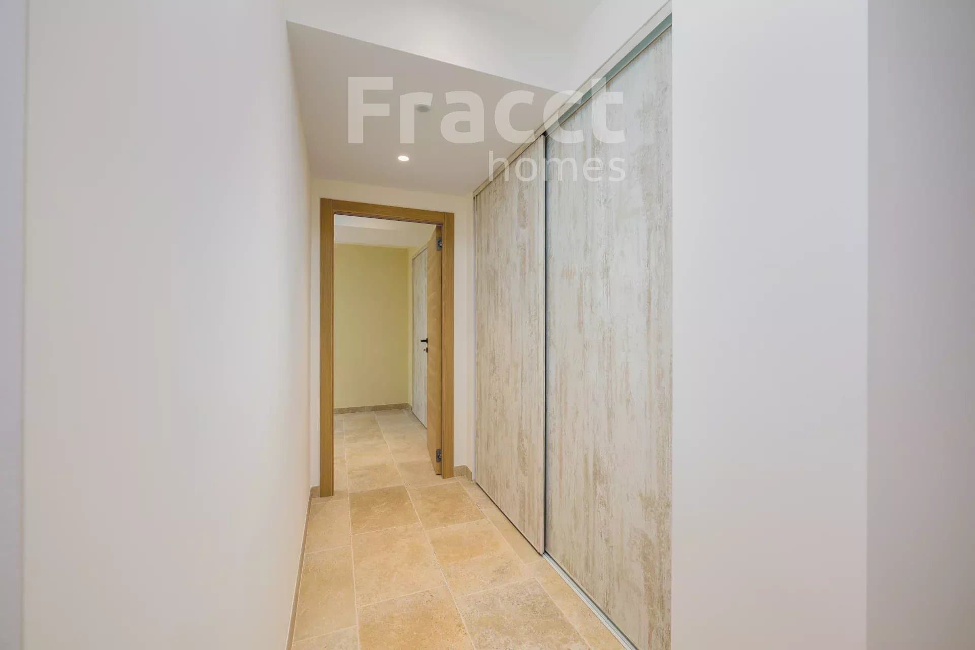 Refinded Garden-Level Duplex — photo 10