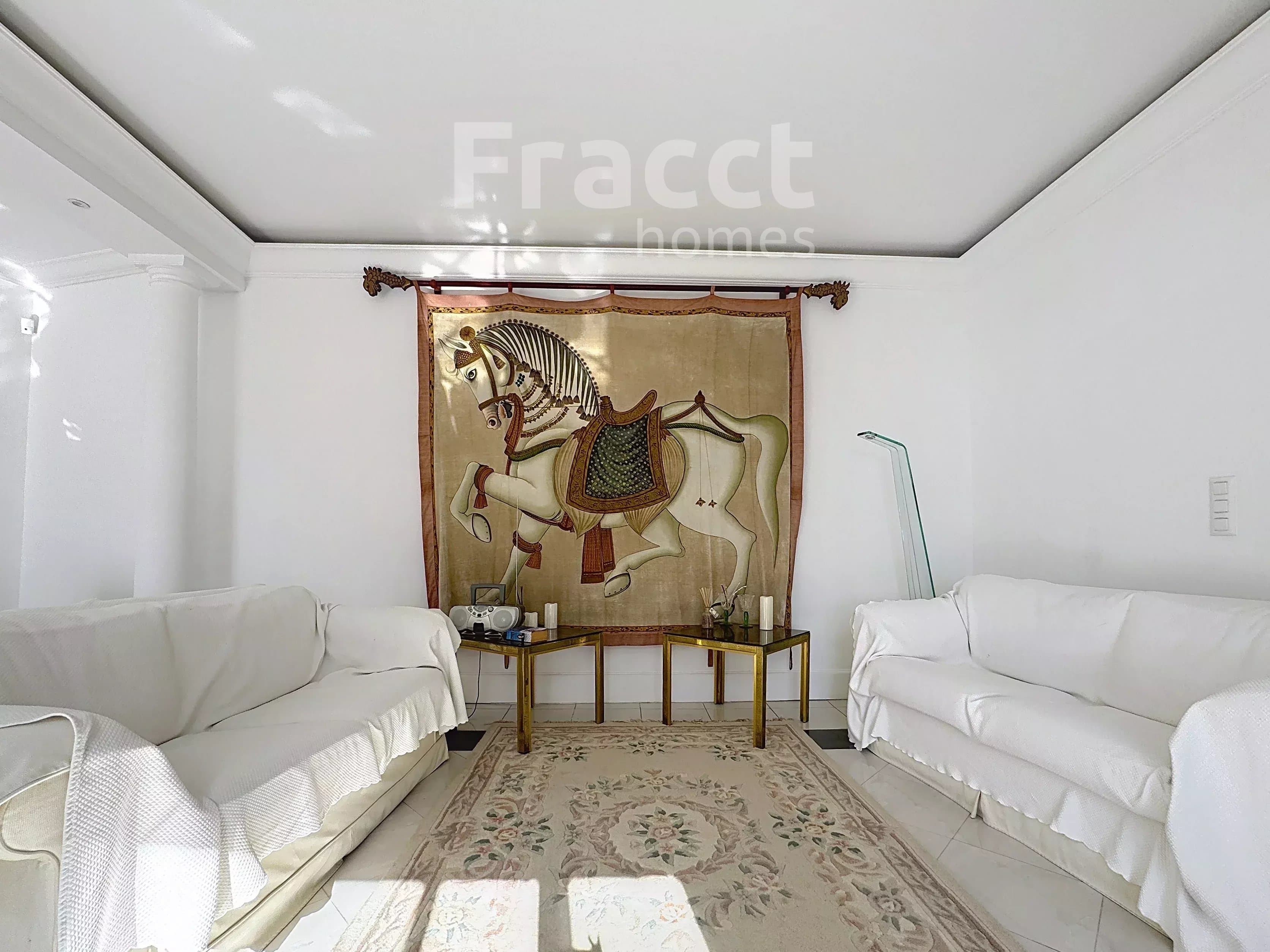 Belle Époque Apartment — photo 3