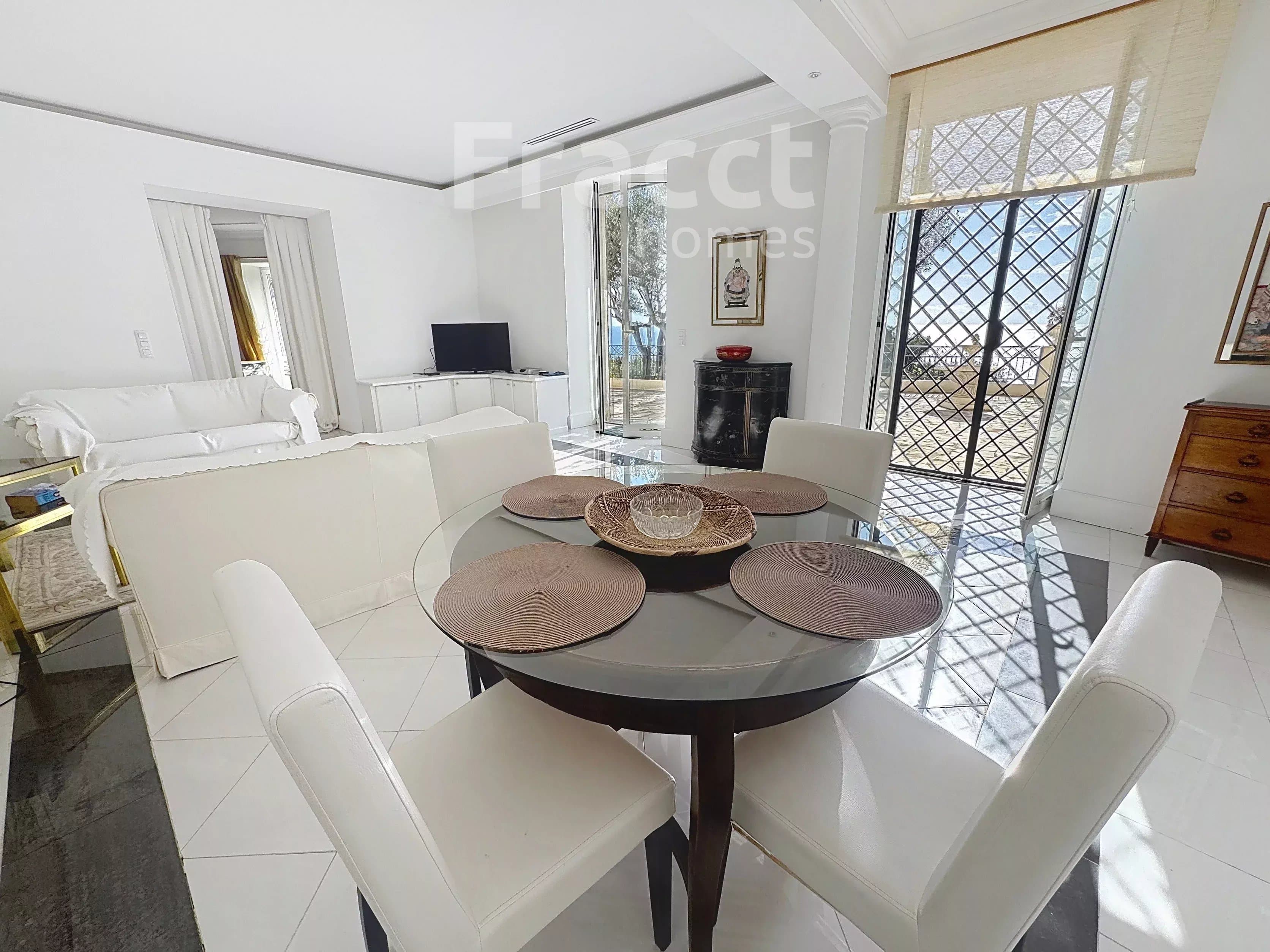 Belle Époque Apartment — photo 12